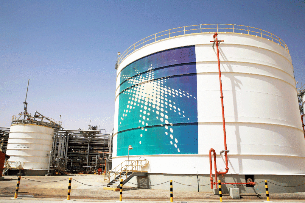 Photo of Saudi Aramco aumenta preços do petróleo para a Ásia pelo segundo mês consecutivo