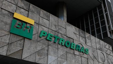 Photo of Petrobras (PETR4) inicia duas paradas para manutenção na Refinaria de Paulínia