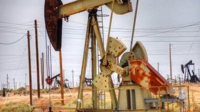 Photo of Petróleo sobe 2% na semana com cortes de oferta e recupera maior patamar em 10 meses